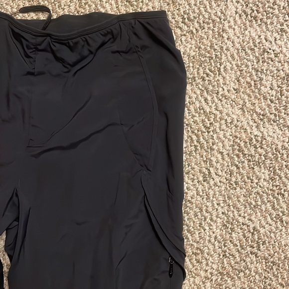 Paskho Jogger Pants - Picture 3 of 3